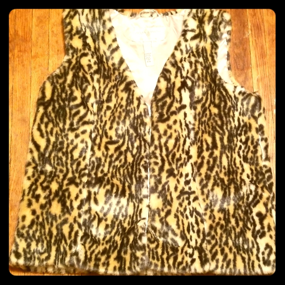 Jaclyn Smith vest